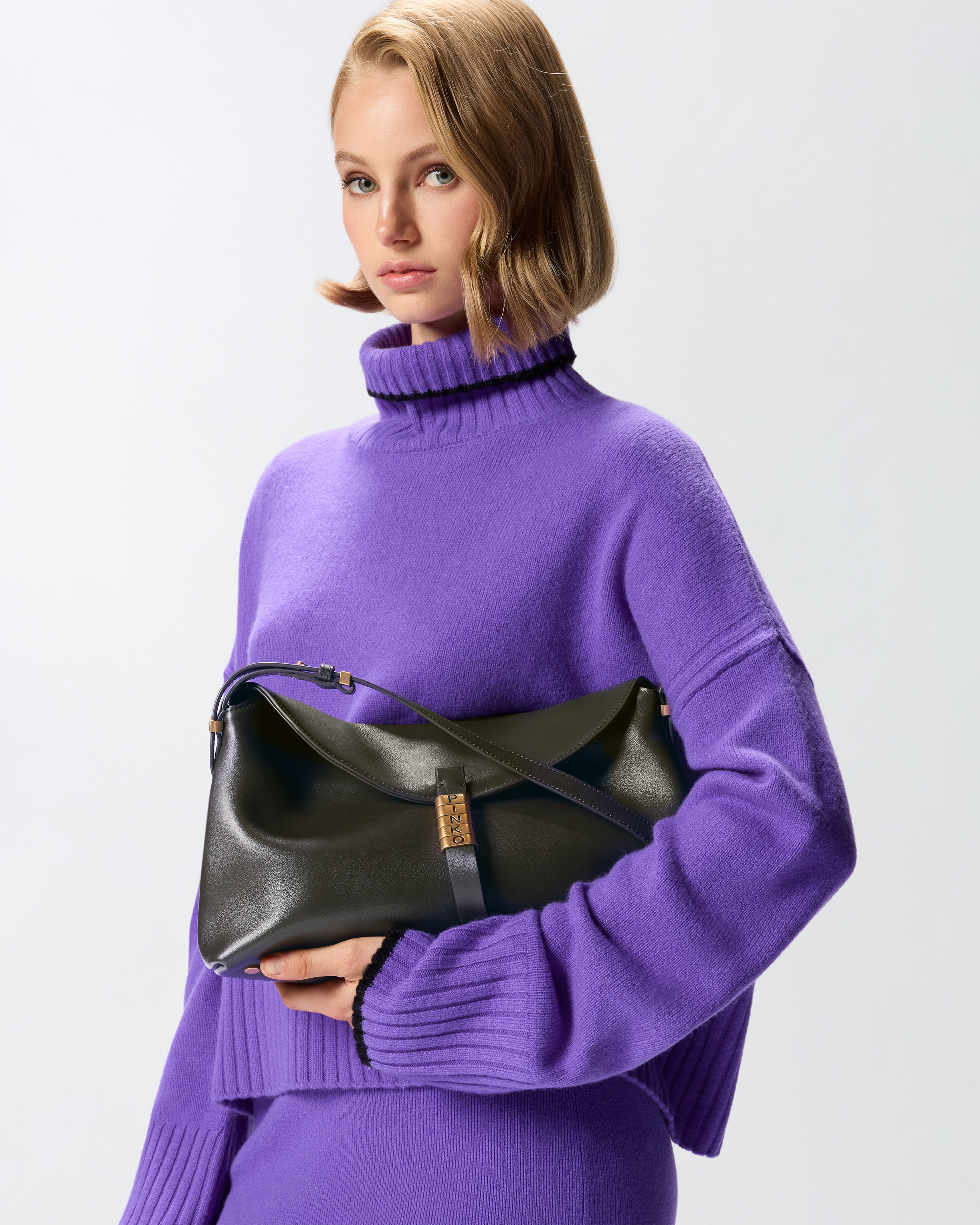 Medium Leather Saddle Bag Shoulder Bag