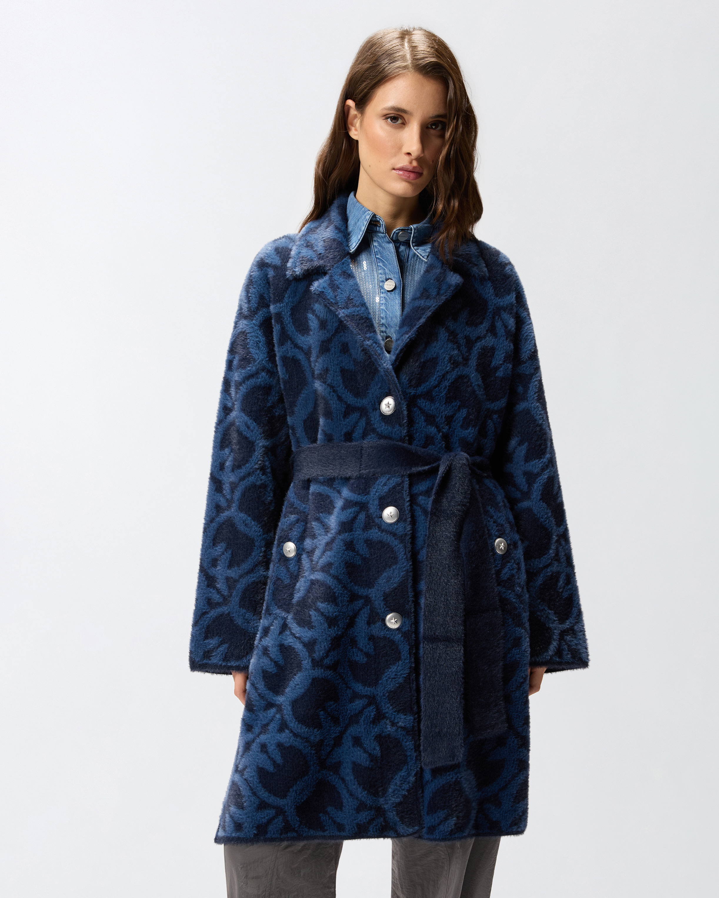 Cappotto Effetto Pelliccia Con Cintura E Logo All Over