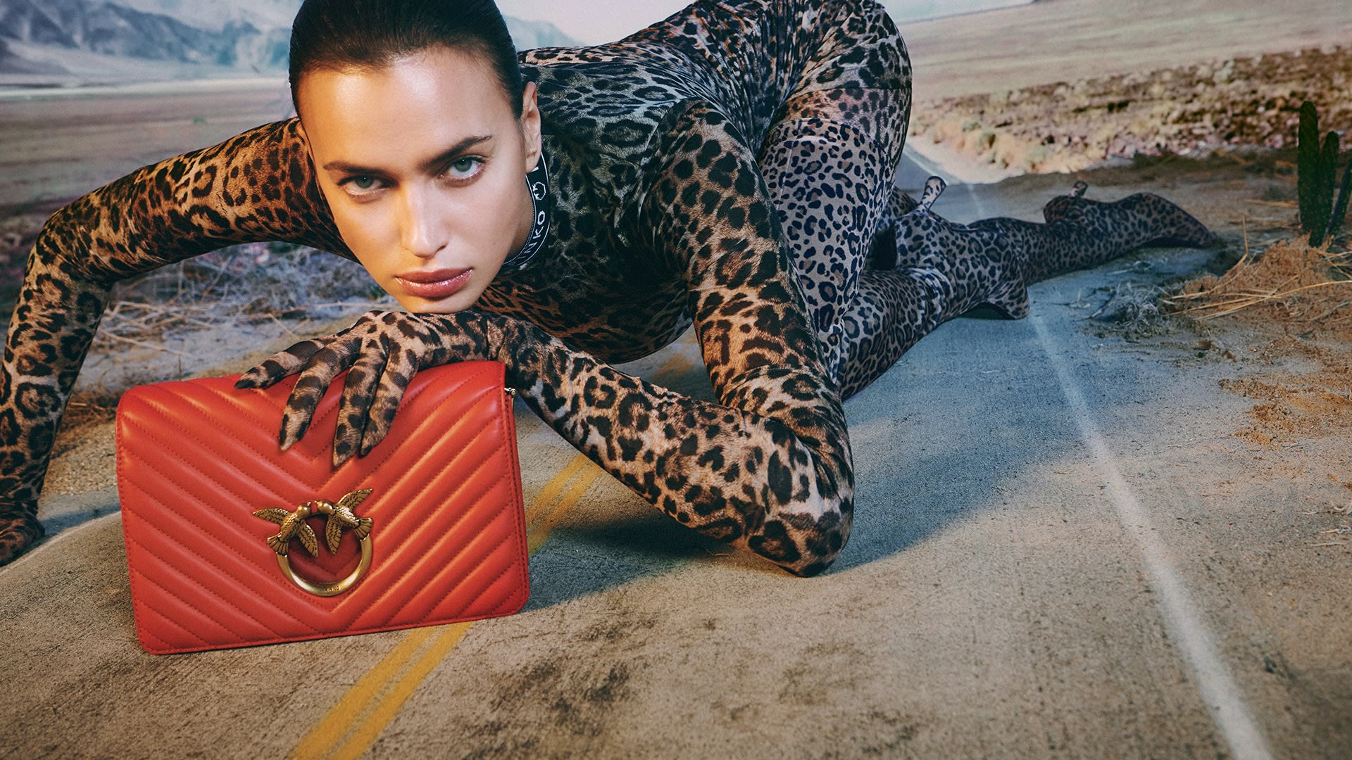 IRINA SHAYK X PINKO  LARGER THAN LIFE  2022 春夏广告大片