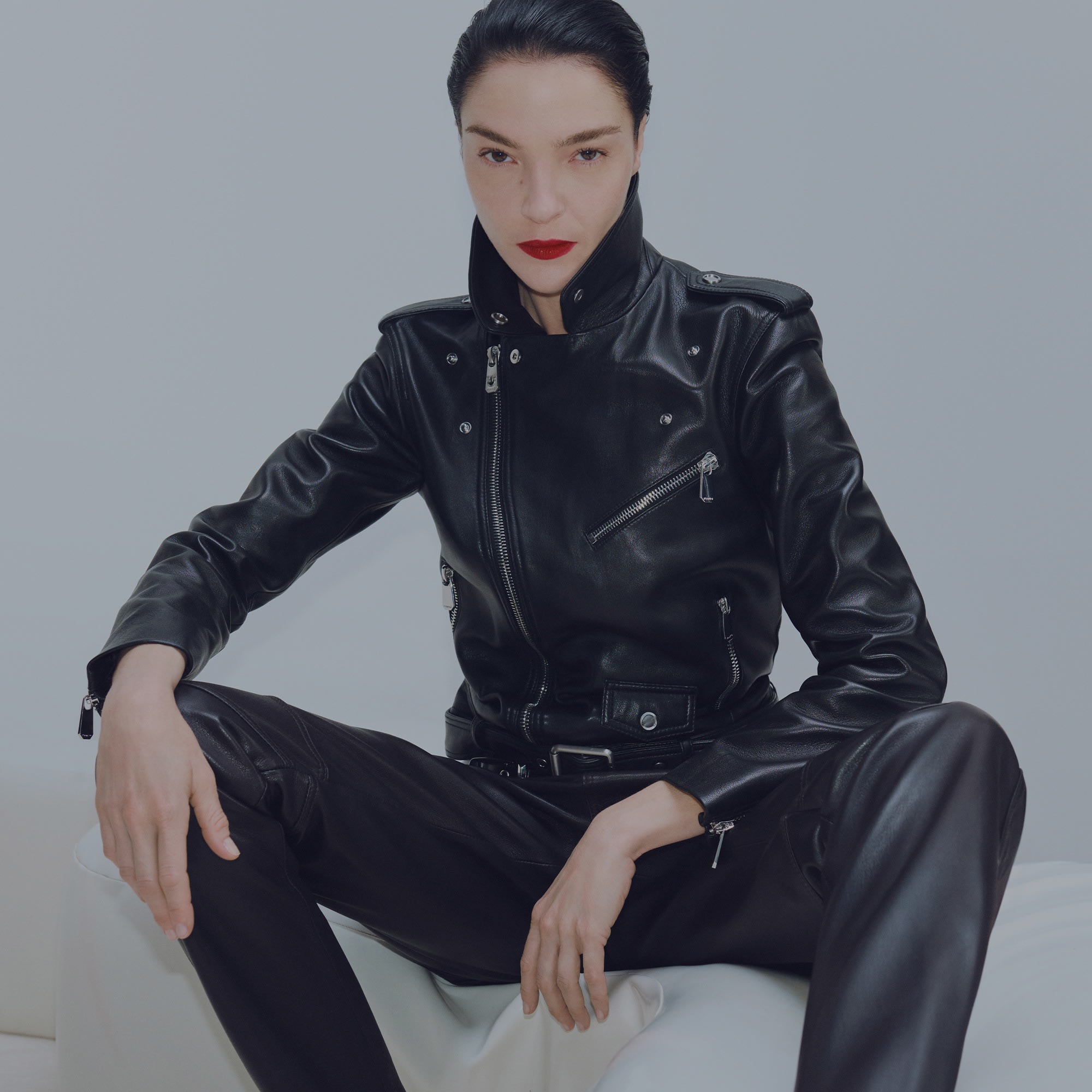 Mariacarla Boscono X PINKO 倾情演绎2024-2025秋冬广告大片